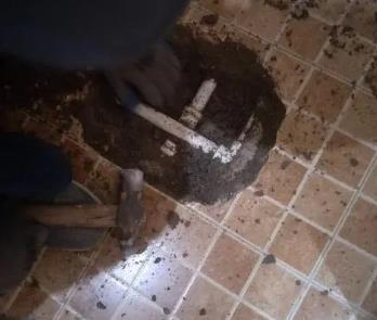 桐梓卫生间漏水维修公司为您分享下卫生间渗水如何处理及注意事项